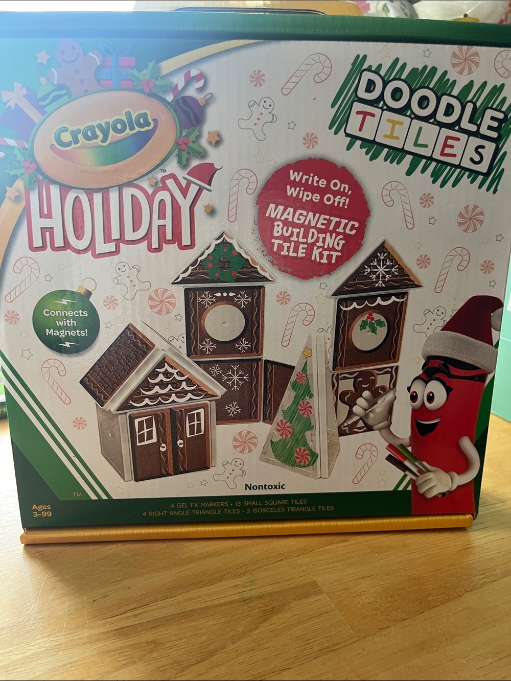 Crayola Holiday Doodle Tiles Magnetic Building Kit - Brown & Green